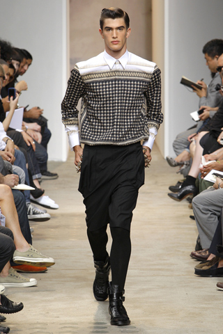 givenchy-drop-crotch-2 givenchy-drop-crotch-2