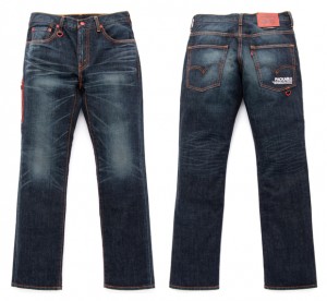 levis-packable-adjustable-denim-4 levis-packable-adjustable-denim-4